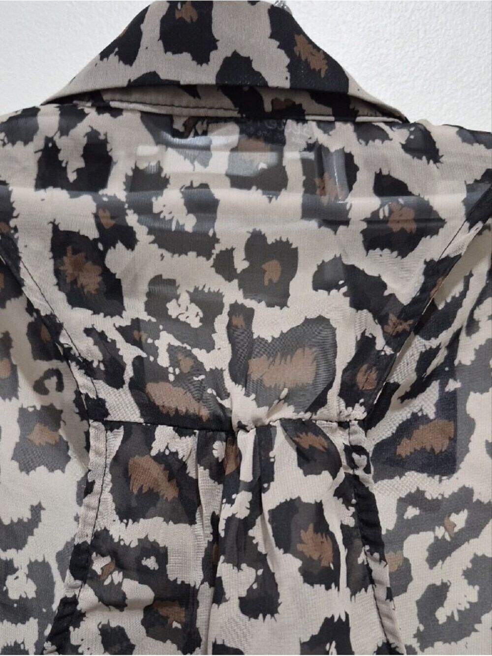 Bluenotes Leopard Print Sheer High-Low Vest Top M - Picture 8 of 12